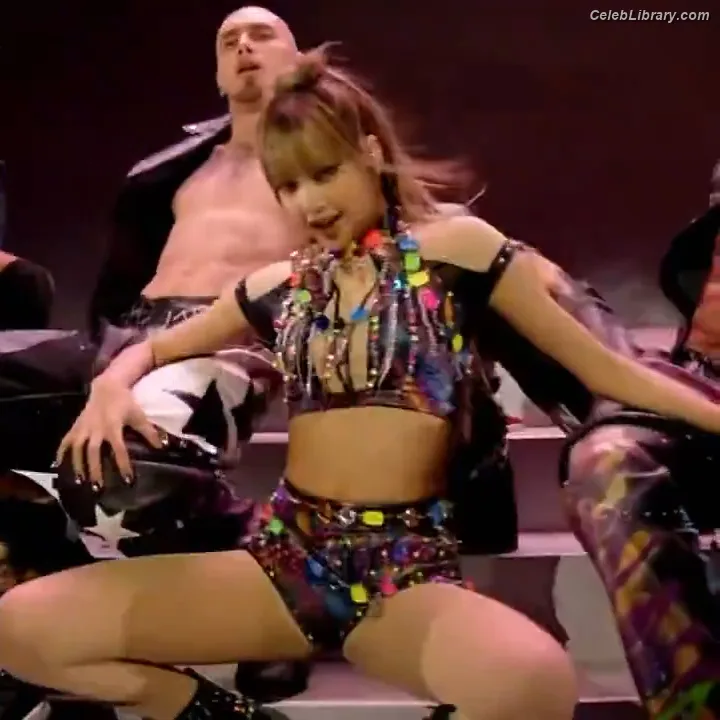 Lisa  BLΛƆKPIИK (Blackpink) photo 21 of 6190