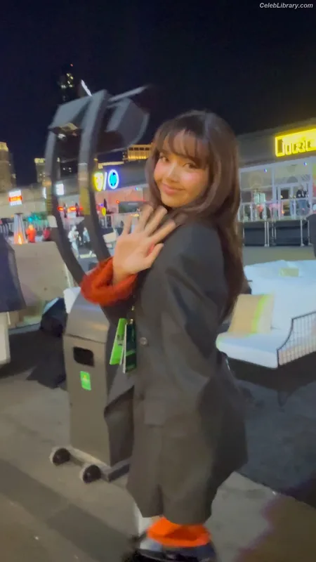 Lisa BLΛƆKPIИK (Blackpink) photo 2 of 6190