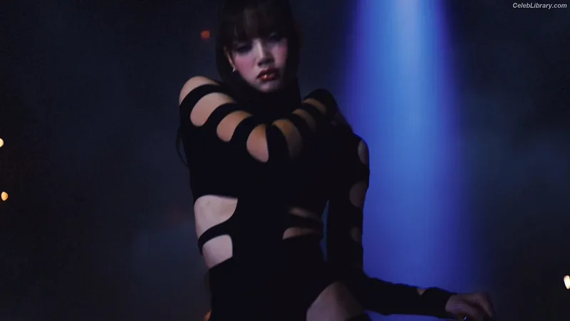 Lisa BLΛƆKPIИK (Blackpink) photo 22 of 6190