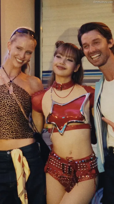 Lisa BLΛƆKPIИK (Blackpink) photo 17 of 6190