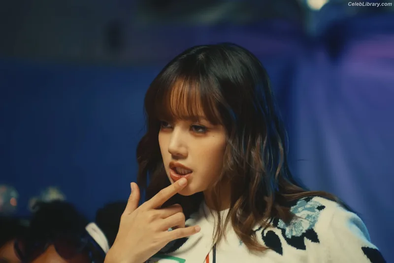 Lisa BLΛƆKPIИK (Blackpink) photo 22 of 6190
