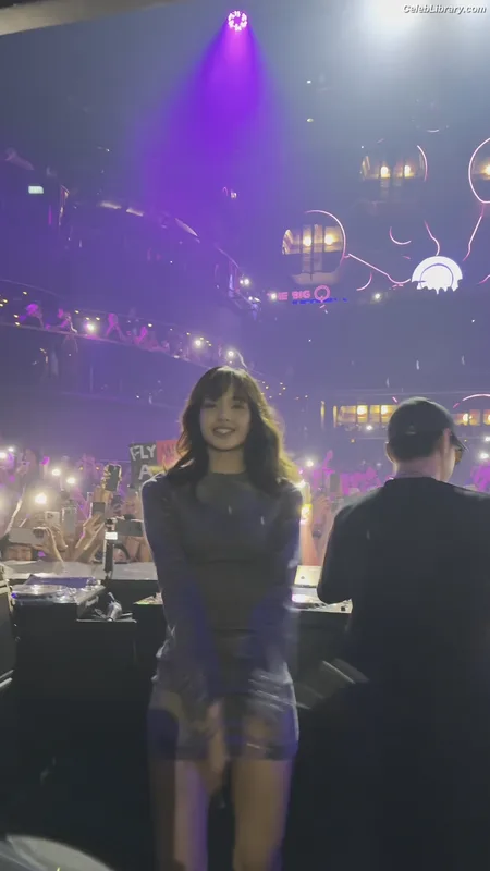 Lisa  BLΛƆKPIИK (Blackpink) photo 3 of 6190