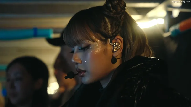 Lisa  BLΛƆKPIИK (Blackpink) photo 14 of 6190