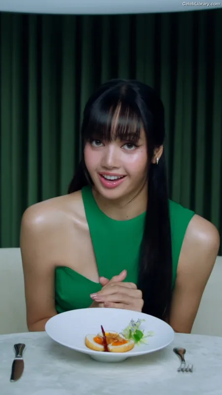 Lisa  BLΛƆKPIИK (Blackpink) photo 16 of 6190