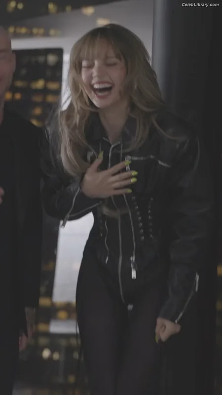 Lisa  BLΛƆKPIИK (Blackpink) photo 22 of 6190
