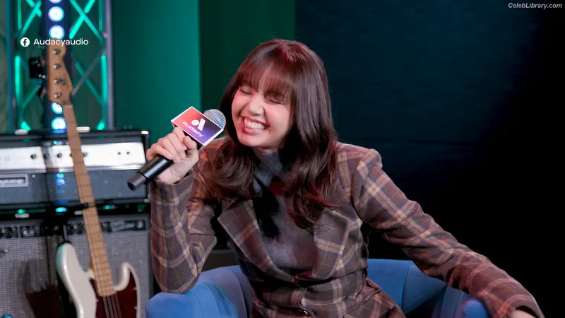 Lisa  BLΛƆKPIИK (Blackpink) photo 5 of 6190
