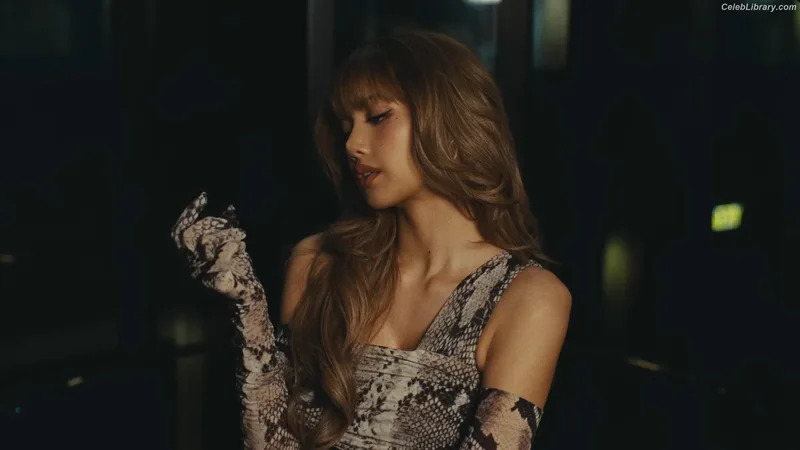 Lisa  BLΛƆKPIИK (Blackpink) photo 7 of 6190
