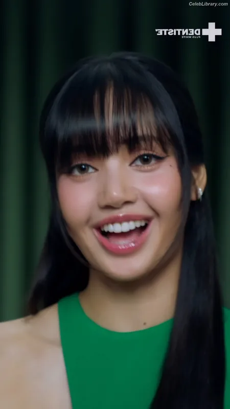 Lisa  BLΛƆKPIИK (Blackpink) photo 13 of 6190