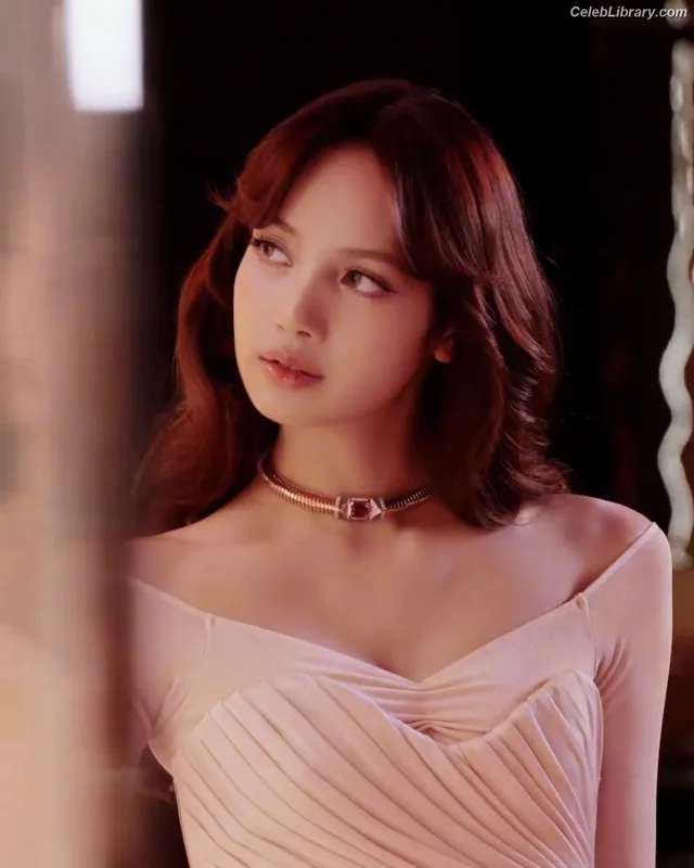 Lisa  BLΛƆKPIИK (Blackpink) photo 5 of 6190