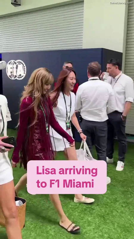 Lisa  BLΛƆKPIИK (Blackpink) photo 19 of 6190