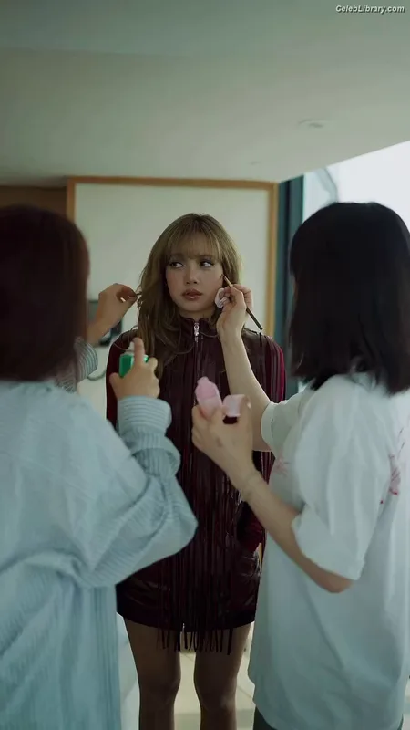 Lisa  BLΛƆKPIИK (Blackpink) photo 13 of 6190