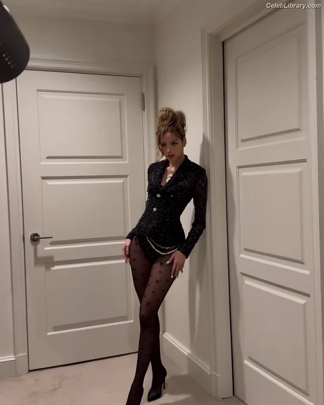 Lisa BLΛƆKPIИK (Blackpink) photo 20 of 6190