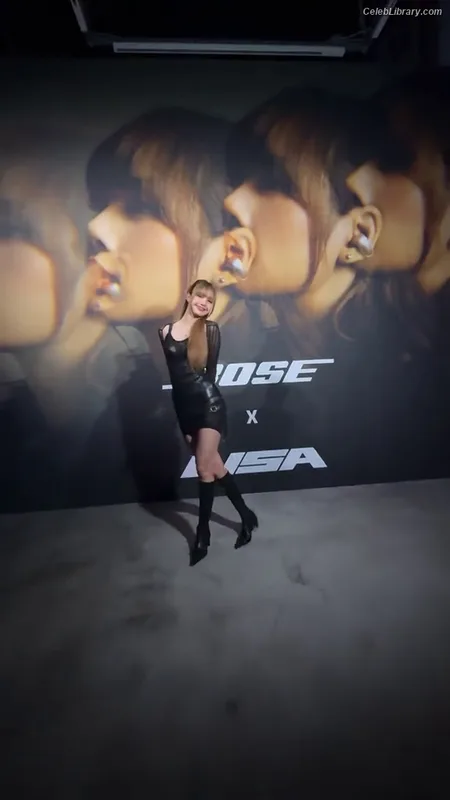 Lisa  BLΛƆKPIИK (Blackpink) photo 12 of 6190