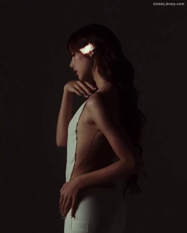 Lisa  BLΛƆKPIИK (Blackpink) photo 14 of 6190