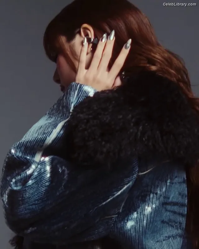 Lisa  BLΛƆKPIИK (Blackpink) photo 4 of 6190
