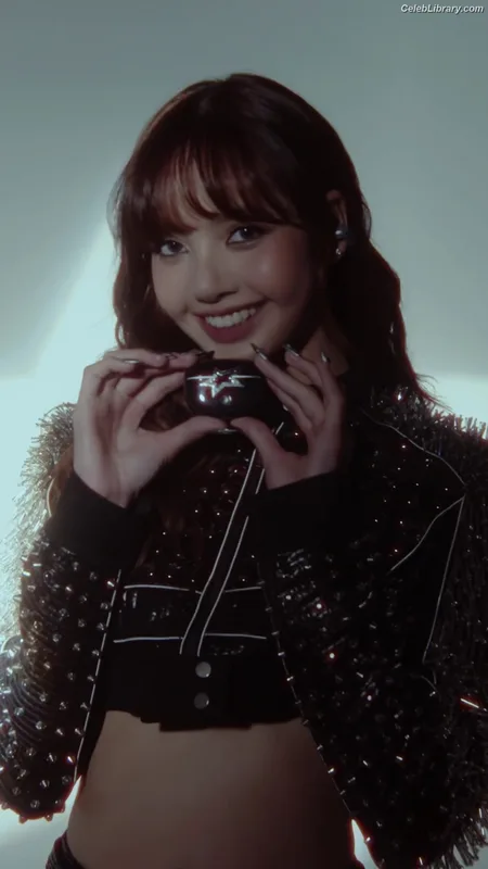 Lisa BLΛƆKPIИK (Blackpink) photo 4 of 6190