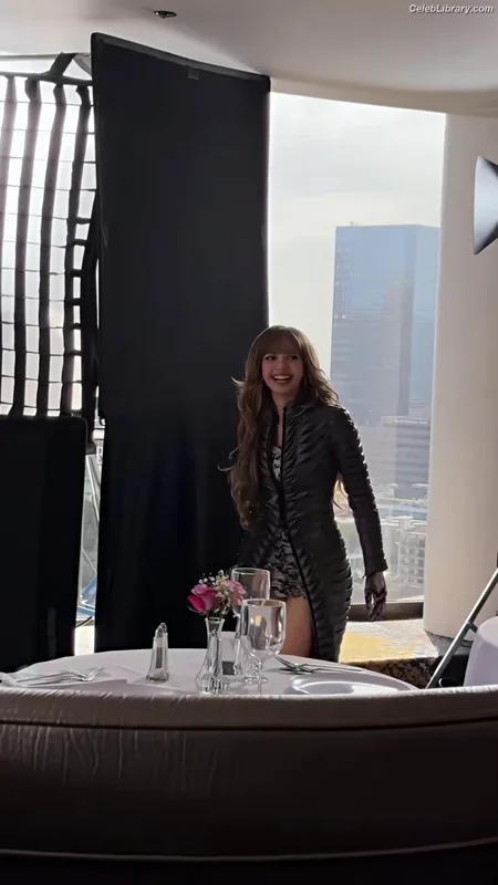 Lisa BLΛƆKPIИK (Blackpink) photo 7 of 6190