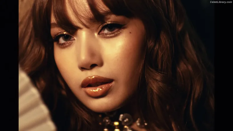 Lisa  BLΛƆKPIИK (Blackpink) photo 11 of 6190