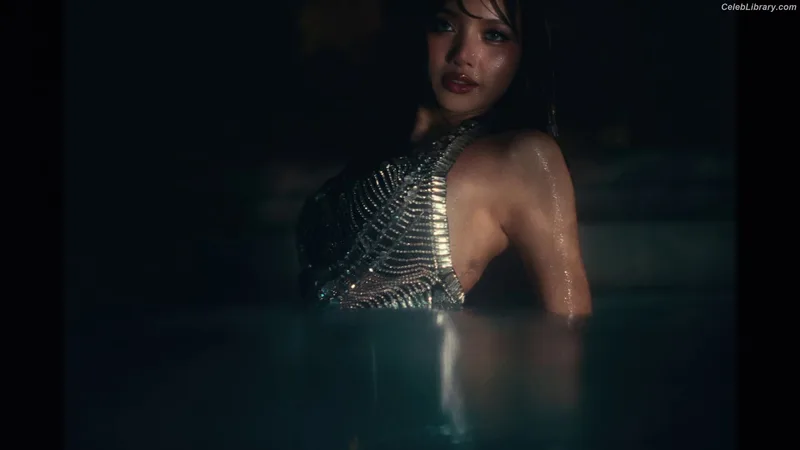 Lisa  BLΛƆKPIИK (Blackpink) photo 12 of 6190