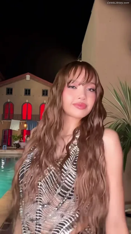 Lisa  BLΛƆKPIИK (Blackpink) photo 5 of 6190