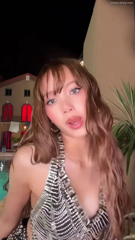 Lisa  BLΛƆKPIИK (Blackpink) photo 18 of 6190