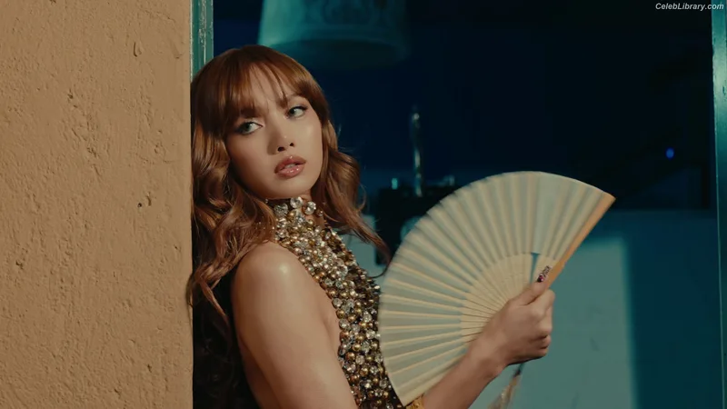 Lisa  BLΛƆKPIИK (Blackpink) photo 11 of 6190