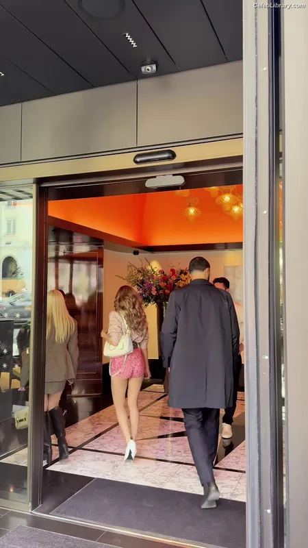 Lisa  BLΛƆKPIИK (Blackpink) photo 24 of 6190