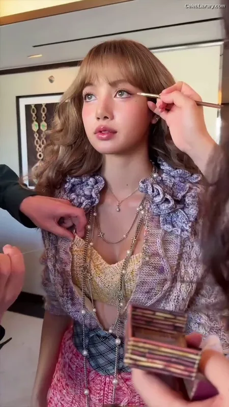 Lisa  BLΛƆKPIИK (Blackpink) photo 3 of 6190