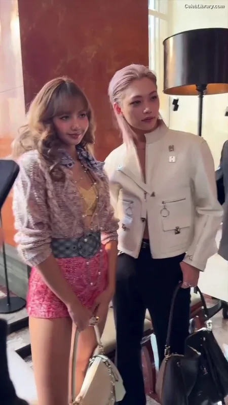 Lisa  BLΛƆKPIИK (Blackpink) photo 14 of 6190