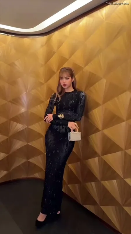 Lisa  BLΛƆKPIИK (Blackpink) photo 5 of 6190