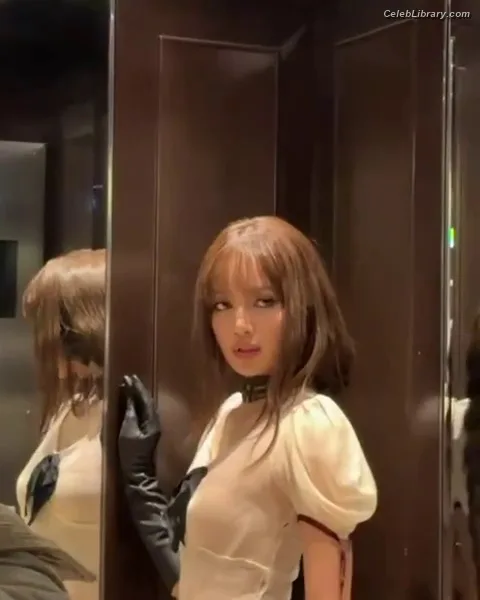 Lisa  BLΛƆKPIИK (Blackpink) photo 19 of 6190