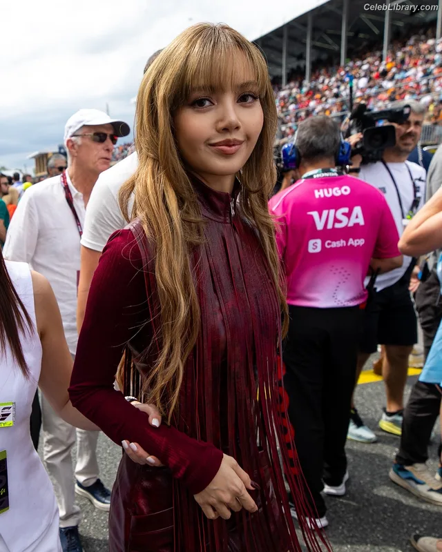 Lisa  BLΛƆKPIИK (Blackpink) photo 21 of 6190