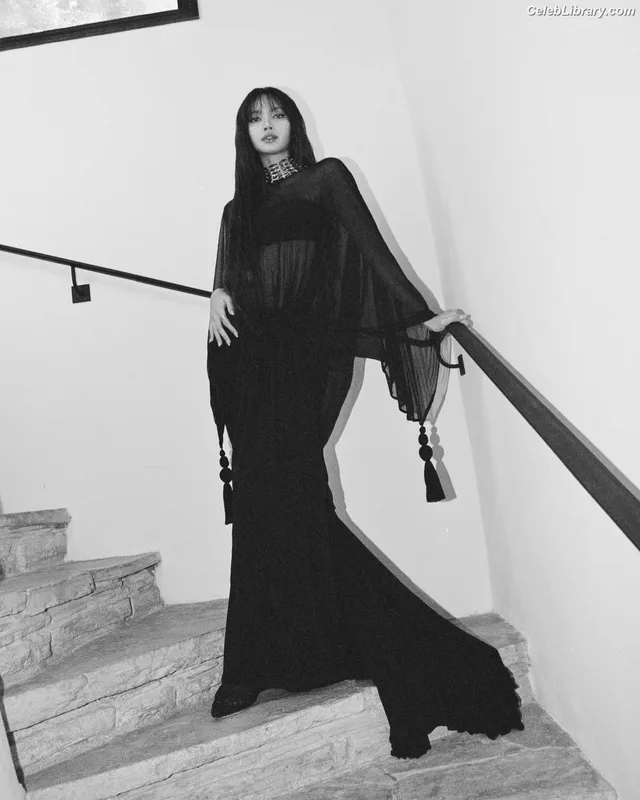 Lisa  BLΛƆKPIИK (Blackpink) photo 5 of 6190