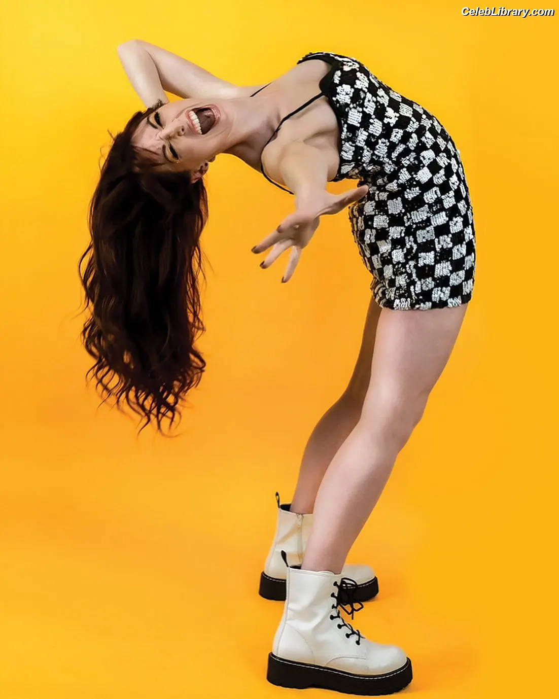 Lisa Foiles photo 1 of 707