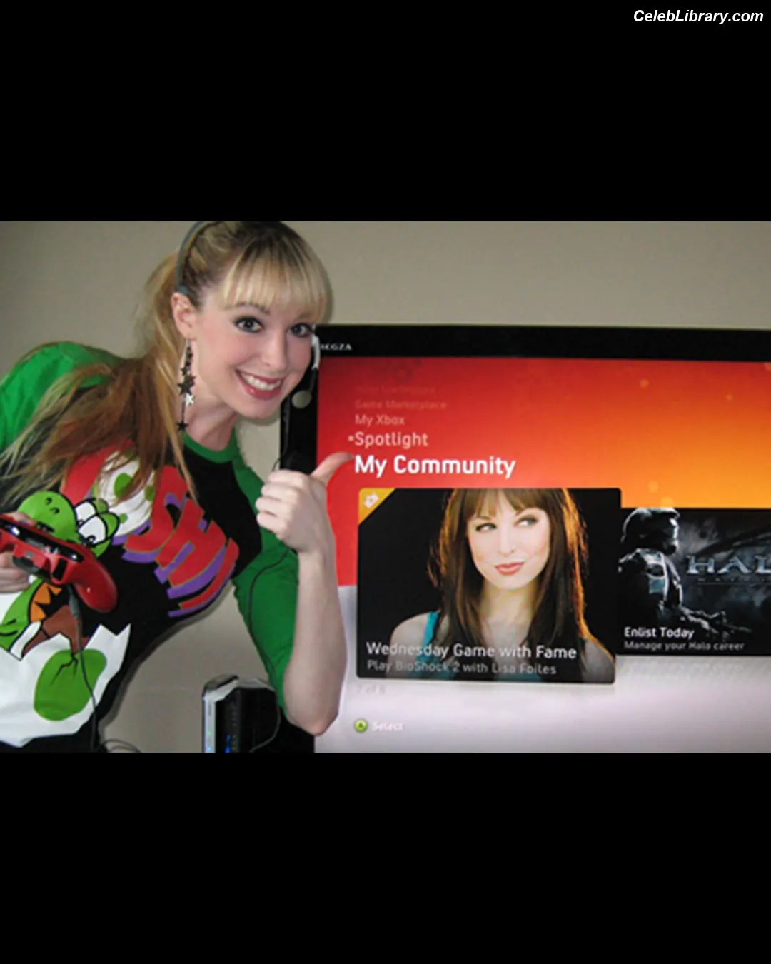Lisa Foiles photo 14 of 707