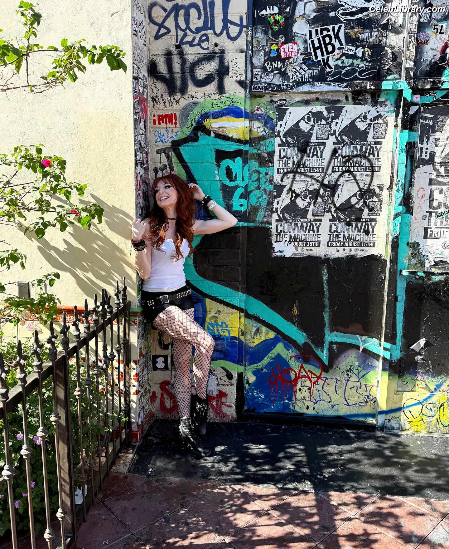 Lisa Foiles photo 15 of 707