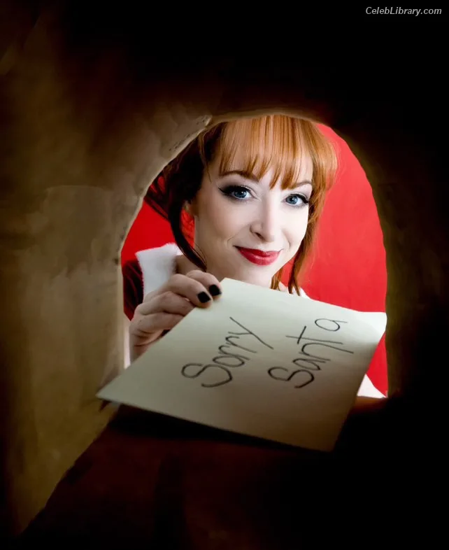 Lisa Foiles photo 9 of 708