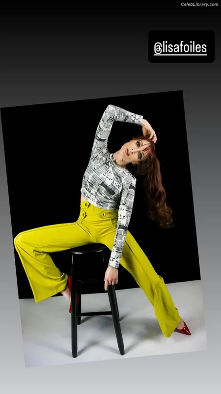 Lisa Foiles photo 2 of 708