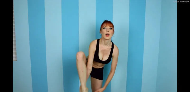 Lisa Foiles photo 18 of 708