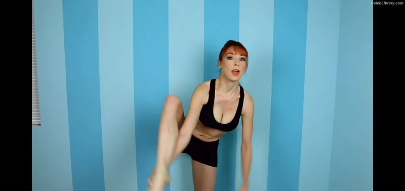 Lisa Foiles photo 20 of 708