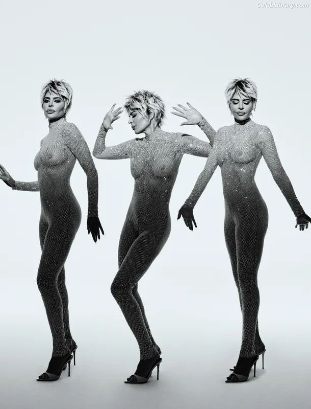 Lisa Rinna photo 3 of 197