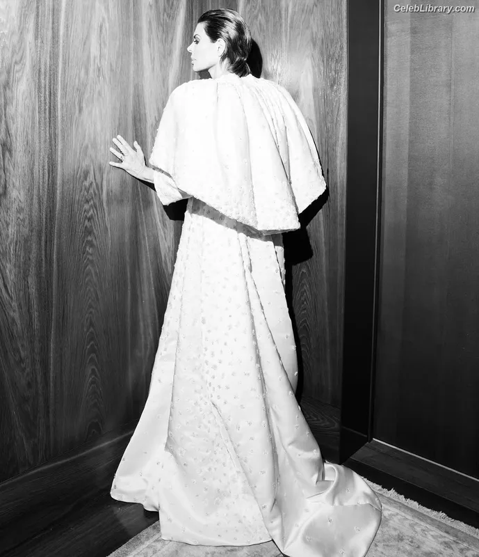 Lisa Rinna photo 2 of 197