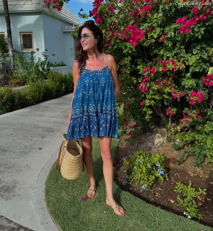 Lisa Snowdon photo 11 of 183