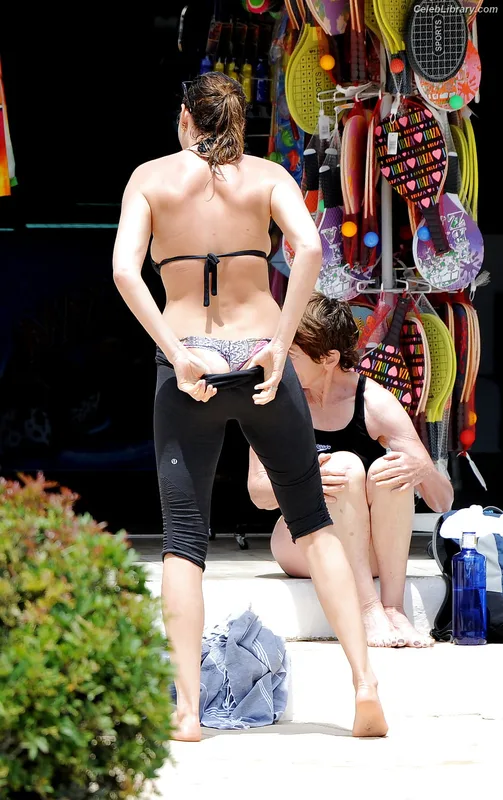 Lisa Snowdon photo 15 of 183