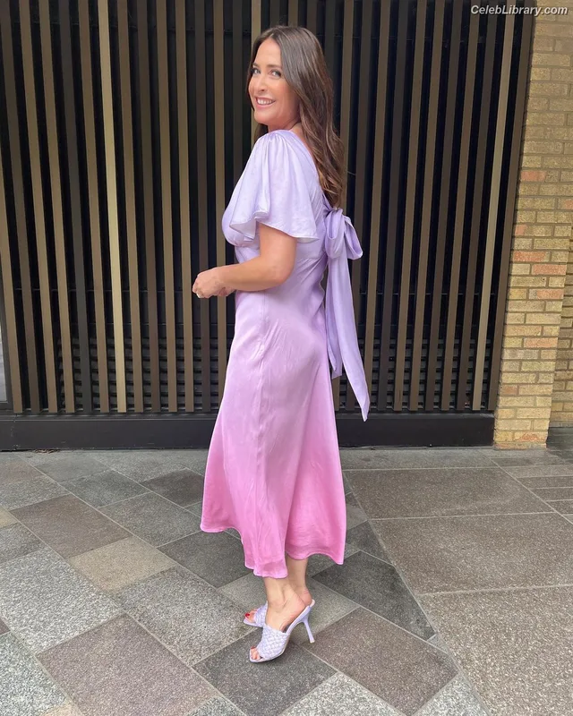 Lisa Snowdon photo 5 of 183