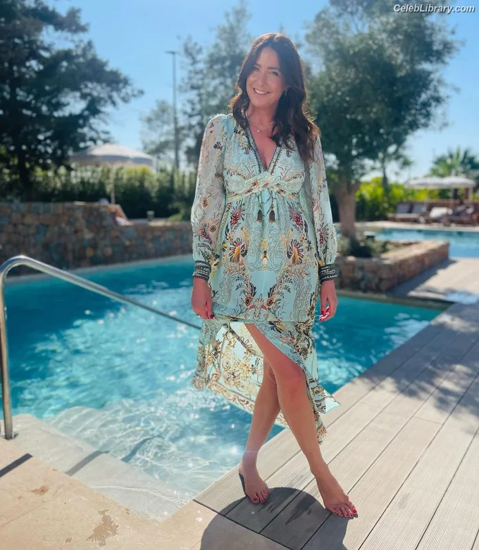 Lisa Snowdon photo 10 of 183