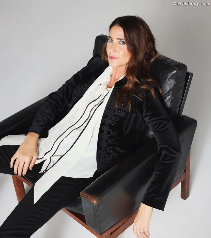 Lisa Snowdon photo 11 of 183