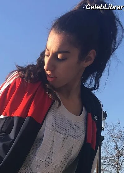 Lisa Zimouche