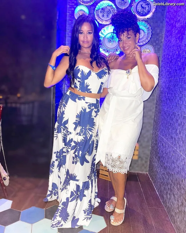 LisaRaye McCoy photo 1 of 145