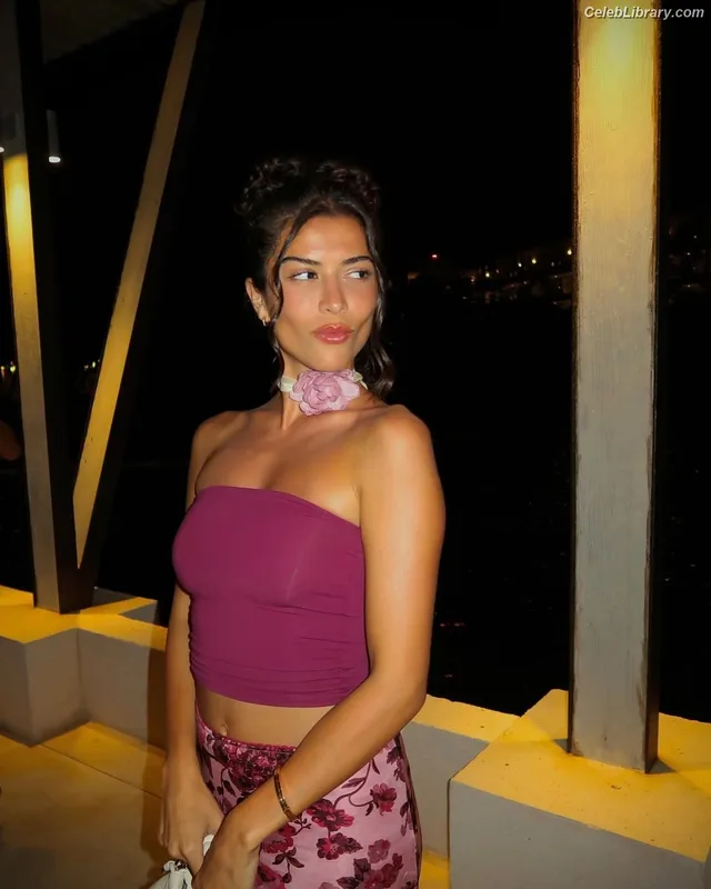 Lisette Olivera photo 3 of 20